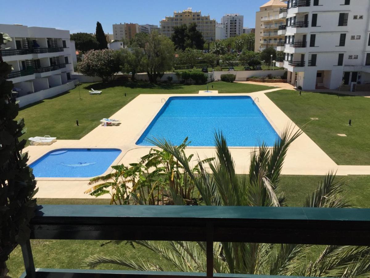 Tossan House In Vilamoura Downtown Quarteira Exterior photo